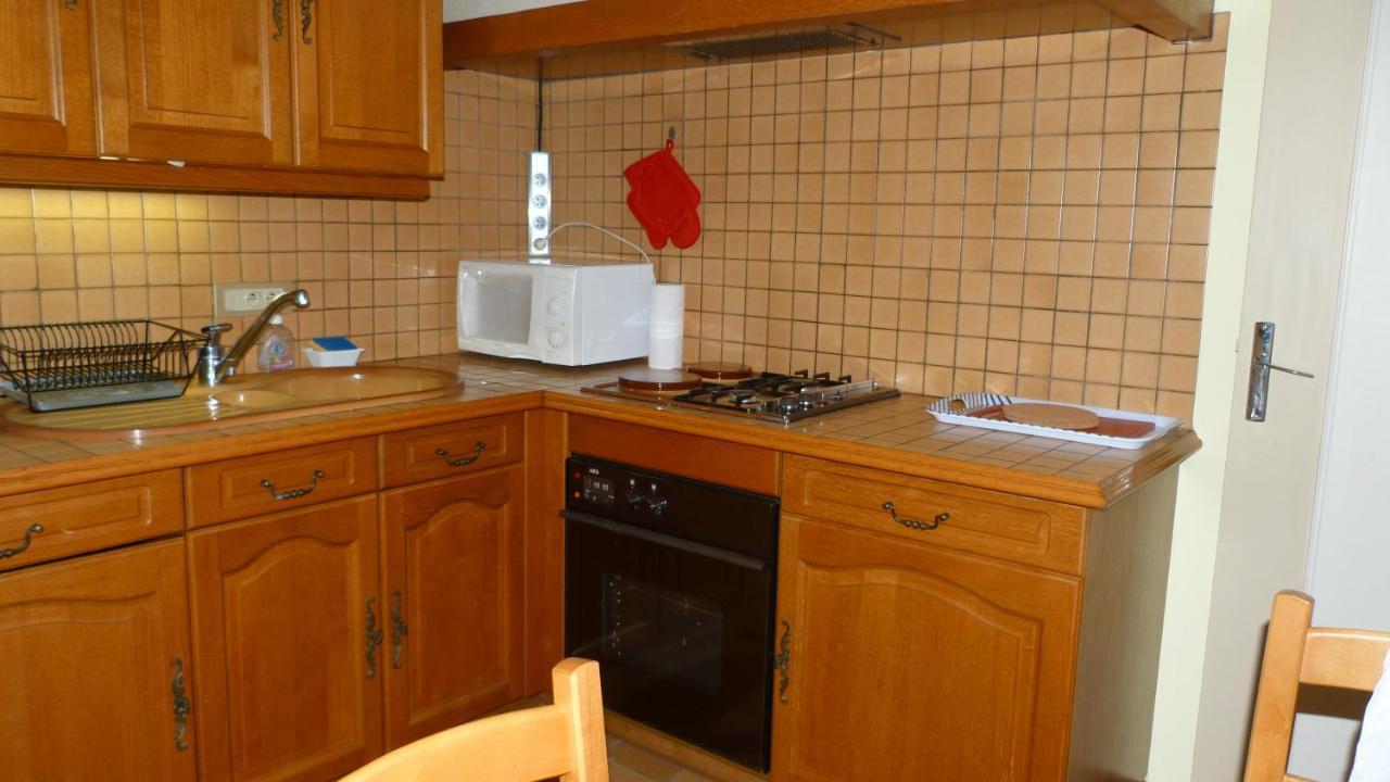 Maison De Vacances Pour 6 Personnes Avec Piscine Lainsecq Exteriér fotografie